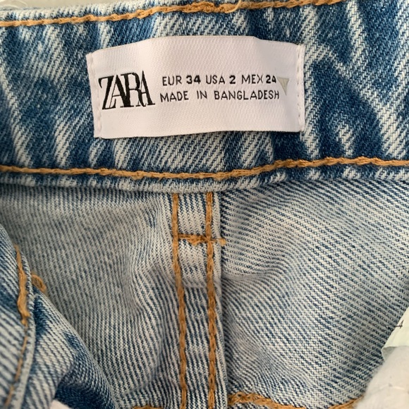 Zara Mom Fit Ripped Jeans - Picture 4 of 7
